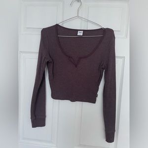 Aritzia crop top